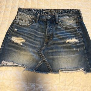 American Eagle mini skirt